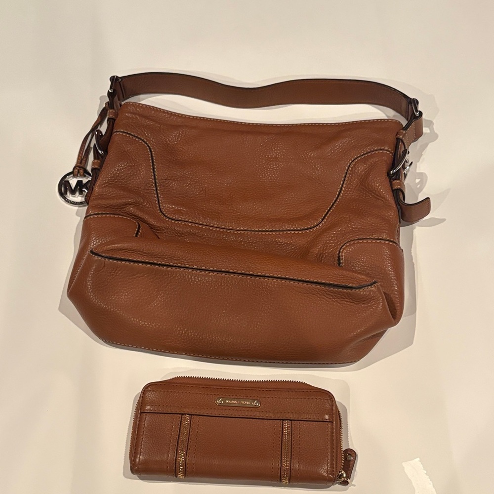 Michael Kors Tan Leather Shoulder Bag and Wallet